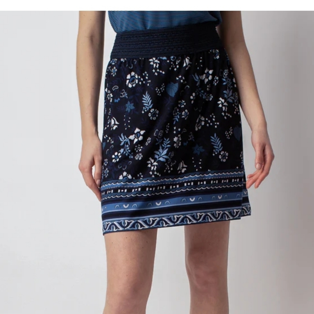 Stylish San Francisco floral skirt